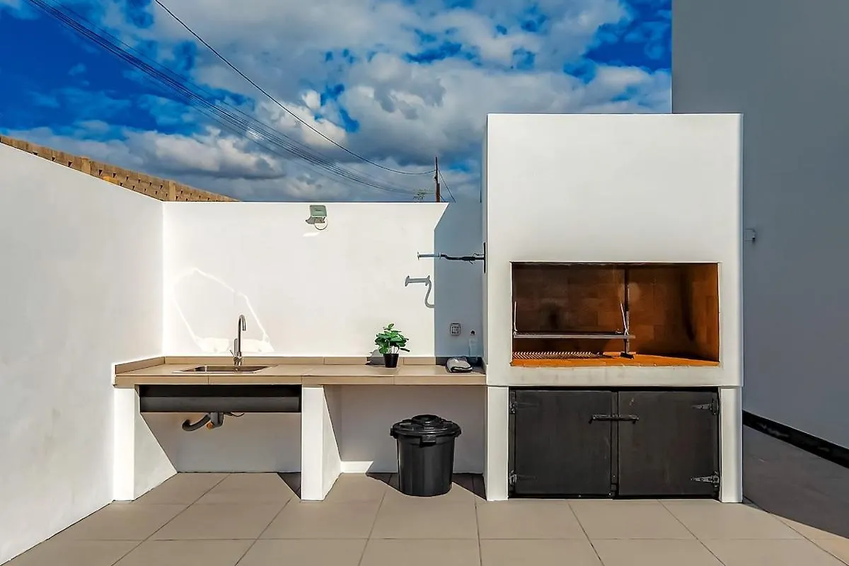 Independent Villa With An Immense Heated Pool! Oroteanda Baja إسبانيا
